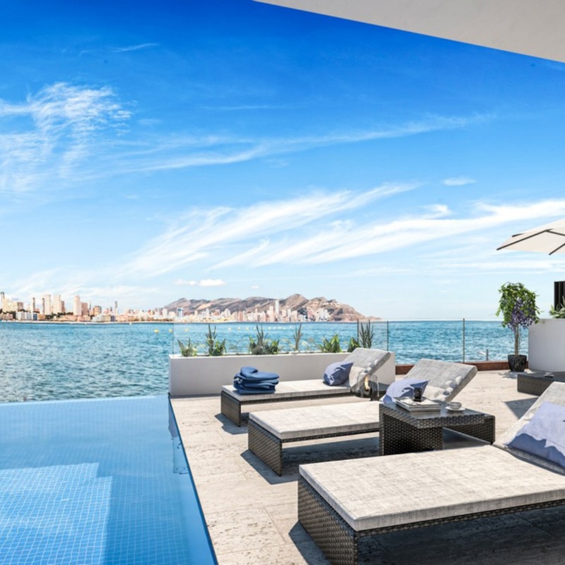 Apartament w pierwszej linii brzegowej przy piaszczystej plaży