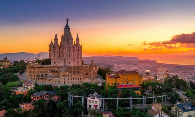 Kompletny przewodnik jak bezpiecznie kupić nieruchomość w Hiszpanii