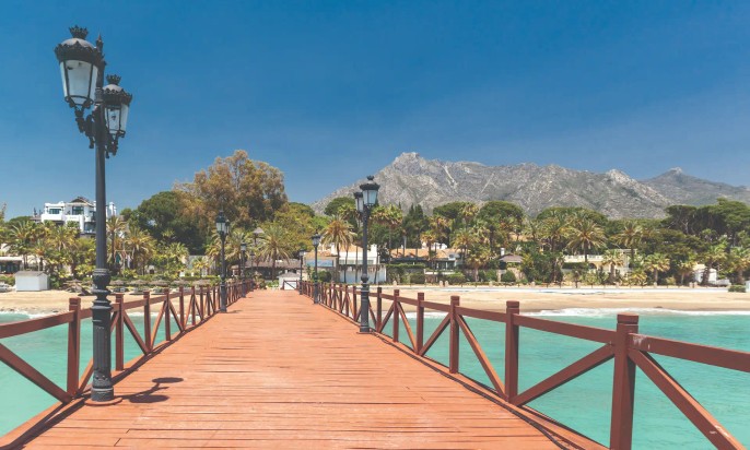 Co robić w Marbelli latem 2025? Najlepsze atrakcje, plaże i wydarzenia na Costa del Sol